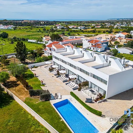 Villas Rocha *