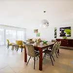 Villa Rocha *