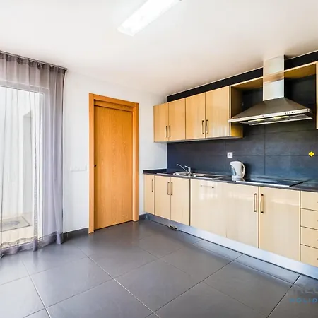 Rocha Αλμπουφέιρα